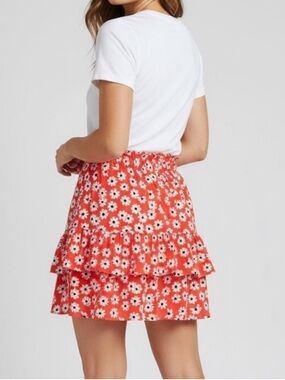 Float On Floral Ditsy Flounce Hem Flirty Fun Layered Skirt•1X-2X